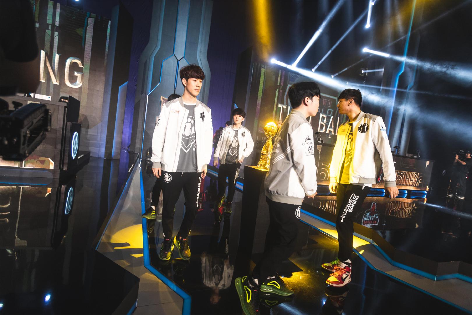 JD Gaming 将与 Anyone's Legend 争夺 LPL Split 1 2025 决赛的名额